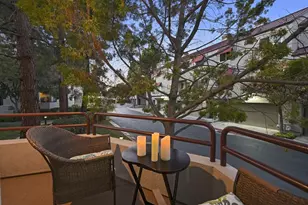 104 E Court Ln, Foster City, CA 94404 - Photo 9