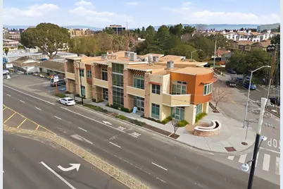 889 N San Antonio Rd 2020, Los Altos, CA 94022 - Photo 33