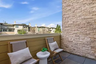 889 N San Antonio Rd 2020, Los Altos, CA 94022 - Photo 19