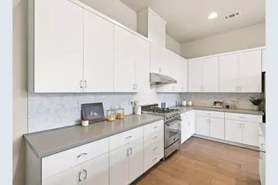 889 N San Antonio Rd 2020, Los Altos, CA 94022 - Photo 3