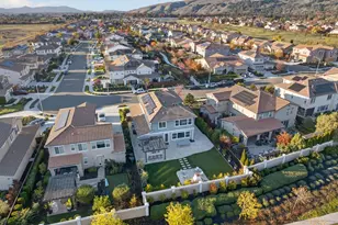 1360 Golden Eagle Dr, Morgan Hill, CA 95037 - Photo 49