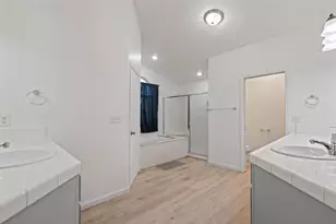 1697 Via Milano Dr, Gustine, CA 95322 - Photo 35