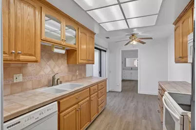 6041 Montgomery Bnd, San Jose, CA 95135 - Photo 7