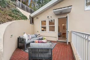 2220 Arrowhead Dr, Oakland, CA 94611 - Photo 53