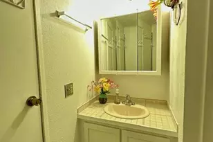 655 S 34th Street 36, San Jose, CA 95116 - Photo 7
