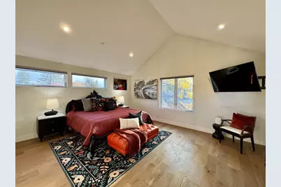 16 Hillview Ave, Redwood City, CA 94062 - Photo 19