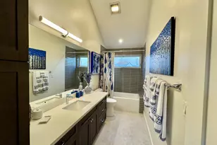 16 Hillview Ave, Redwood City, CA 94062 - Photo 25