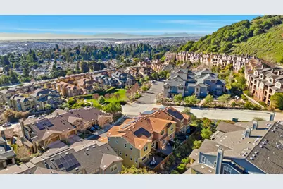 6264 Rocky Point Ct, Oakland, CA 94605 - Photo 43