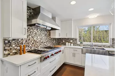 900 Highlands Cir, Los Altos, CA 94024 - Photo 17