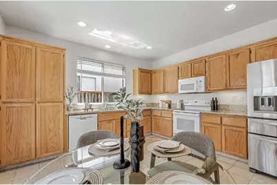 2213 Wigeon Ct, San Leandro, CA 94579 - Photo 13