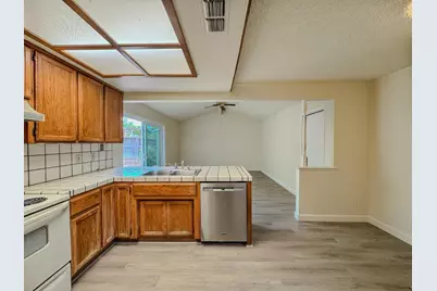 3022 Rosemont Dr, Sacramento, CA 95826 - Photo 9