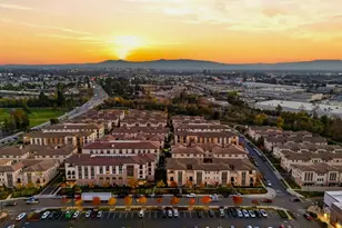 1057 Foxglove Pl 202, San Jose, CA 95131 - Photo 3