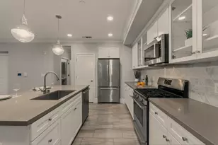 1057 Foxglove Pl 202, San Jose, CA 95131 - Photo 21