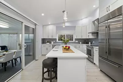 4975 Chiles Dr, San Jose, CA 95136 - Photo 9