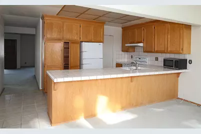 3621 La Mesa Dr, Hayward, CA 94542 - Photo 9