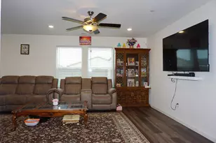 405 Greene Wy, Los Banos, CA 93635 - Photo 11