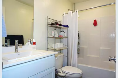 405 Greene Way, Los Banos, CA 93635 - Photo 23