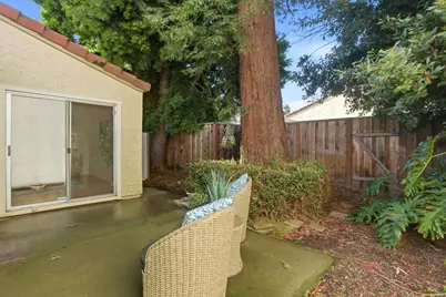 142 Mission Dr, East Palo Alto, CA 94303 - Photo 17