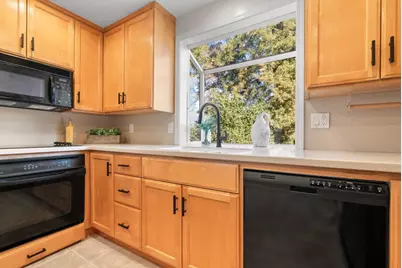 135 Belmont St, Santa Cruz, CA 95060 - Photo 9