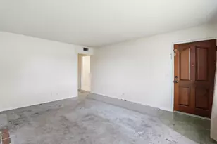 300 N Park Victoria Dr, Milpitas, CA 95035 - Photo 5