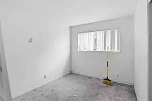 300 N Park Victoria Dr, Milpitas, CA 95035 - Photo 15