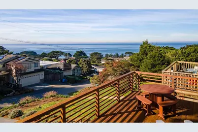 381 11th St, Montara, CA 94037 - Photo 1