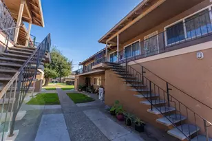 110 Roundtable #8 Dr, San Jose, CA 95111 - Photo 3