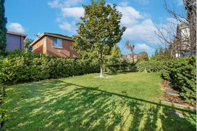 465 Bedford Loop, Mountain View, CA 94043 - Photo 35