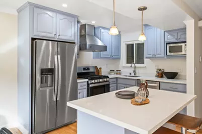 179 Saint Michaels Ct, Daly City, CA 94015 - Photo 7