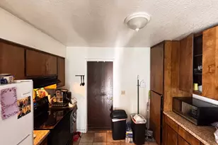 1752 Duffy Way, San Jose, CA 95116 - Photo 3