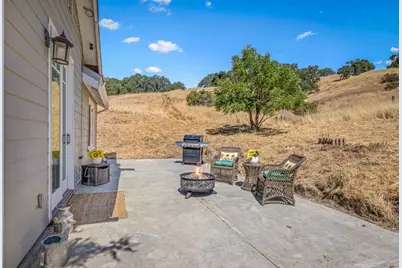23785 McKean Rd, San Jose, CA 95141 - Photo 13