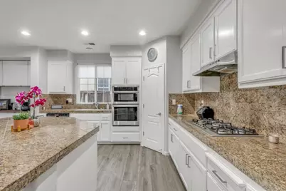 310 Ashlee Ave, Mountain House, CA 95391 - Photo 13
