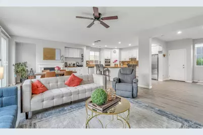 310 Ashlee Ave, Tracy, CA 95391 - Photo 9