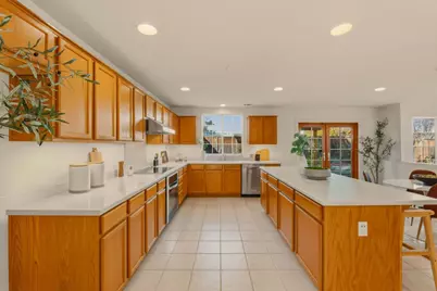 32762 Folklore Loop, Union City, CA 94587 - Photo 13