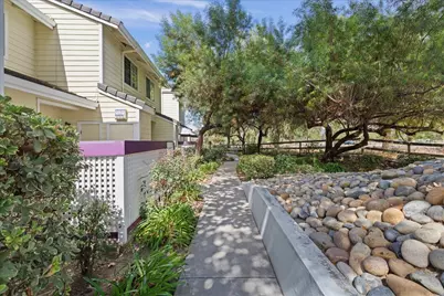 1714 Bevin Brook Dr, San Jose, CA 95112 - Photo 25