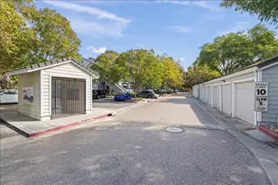 1714 Bevin Brook Dr, San Jose, CA 95112 - Photo 23