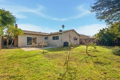 939 Sapphire Ct, San Jose, CA 95136 - Photo 15