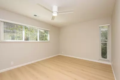 543 Everett Ct, Palo Alto, CA 94301 - Photo 37