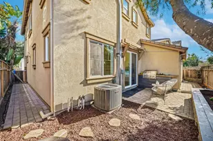 1421 Rosemary St, Menlo Park, CA 94025 - Photo 43