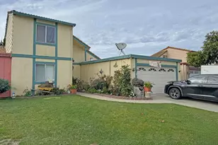 1103 Sherman Dr, Salinas, CA 93907 - Photo 1