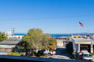 585 Hawthorne St 103, Monterey, CA 93940 - Photo 3