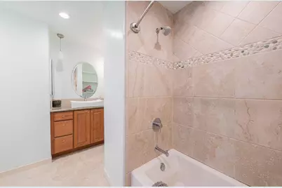 585 Hawthorne St 103, Monterey, CA 93940 - Photo 23