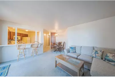 585 Hawthorne St 103, Monterey, CA 93940 - Photo 11