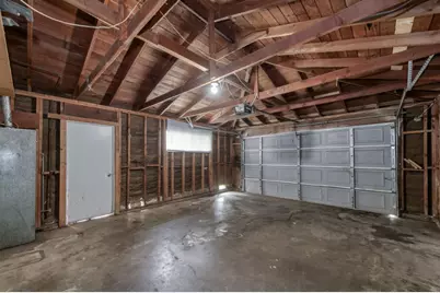 3068 W Fairmont Ave, Fresno, CA 93722 - Photo 31