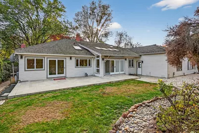 860 Monte Rosa Dr, Menlo Park, CA 94025 - Photo 25