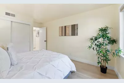 5513 Cribari Bnd, San Jose, CA 95135 - Photo 17