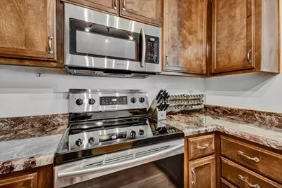 4501 Waterville Dr, San Jose, CA 95118 - Photo 7