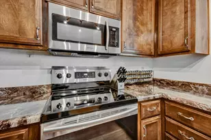 4501 Waterville Dr, San Jose, CA 95118 - Photo 7