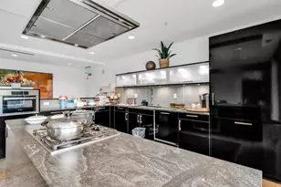 88 E San Fernando St 1403, San Jose, CA 95113 - Photo 55