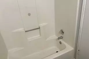 2366 N Main St 8, Salinas, CA 93906 - Photo 9